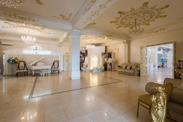 Ресторан Шарль Азнавур