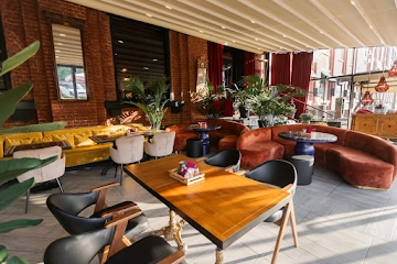 Ресторан Сабли-Зубы