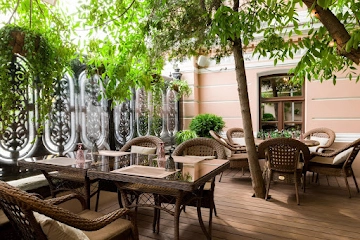 Ресторан 12 Grand Cafe