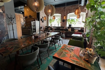 Ресторан Гиви to me на улице Малышева