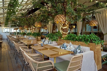 Ресторан Плюшкин