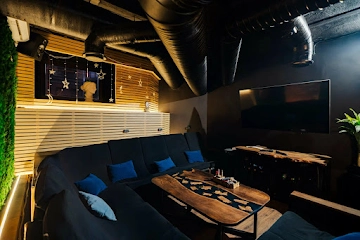 Ресторан SMOKE INN на Рентгена