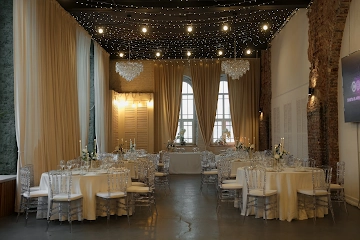 Ресторан COM.NATA на Петроградской