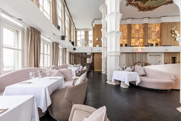 Ресторан OBLAKO