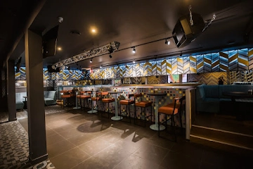 Ресторан Караоке-клуб Shizgara на Автозаводе