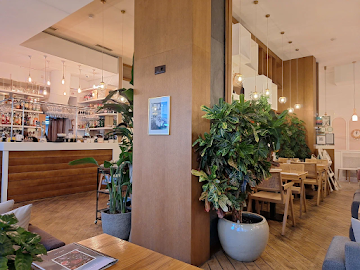 Ресторан Bona на проспекте Славы