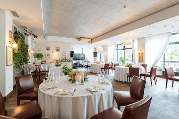 Ресторан Stroganoff Bar & Grill