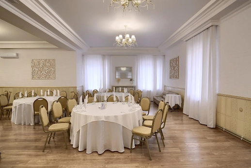 Ресторан Свадьба LOVE на Салавата Юлаева