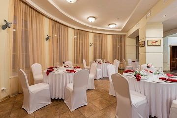 Ресторан Особняк в парке Сосновка