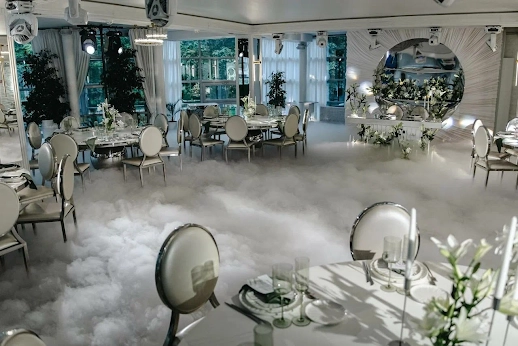 Ресторан Vinity в Таврическом саду
