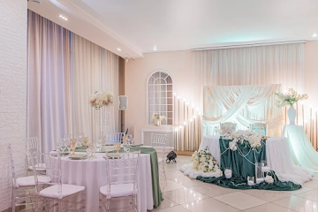 Ресторан Creme De La Creme