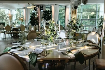 Ресторан Vinity в Таврическом саду