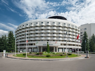 Ресторан Edge Seligerskaya-Moscow