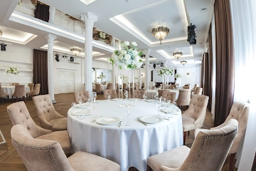 Ресторан Golden Hall