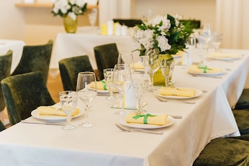 Ресторан BONA на Есенина