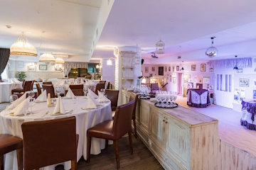 Ресторан Stroganoff Bar & Grill
