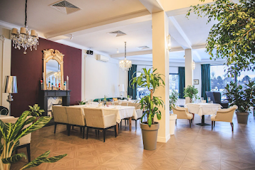 Ресторан Queen's Lake