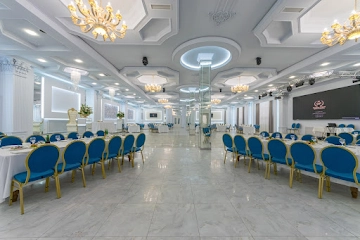 Ресторан Golden Plaza