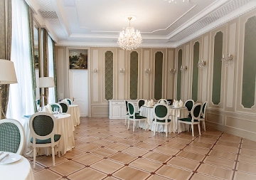 Ресторан Смольнинский