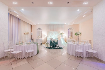 Ресторан Creme De La Creme