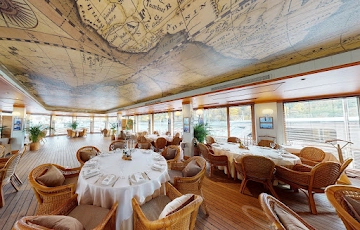 Ресторан Yacht Event