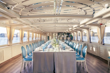 Ресторан Теплоход "Северное сияние"