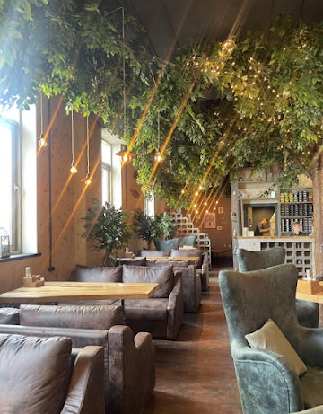 Ресторан Tree Lounge на день рождения в Набережных Челнах: фото №1
