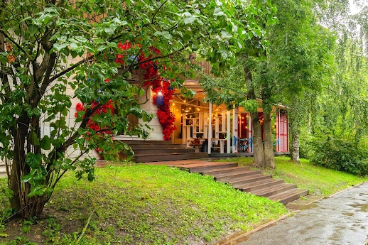 Ресторан Lalaki на Октябрьском бульваре