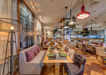 Ресторан Bon App Cafe