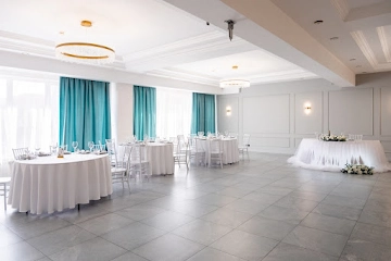 Ресторан Усадьба Холл на день рождения в Красноярске: фото №1