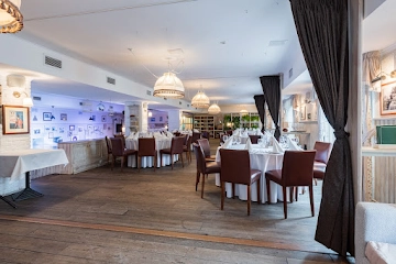 Ресторан Stroganoff Bar & Grill