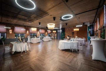 Ресторан Food Factory loft на Коммунистической