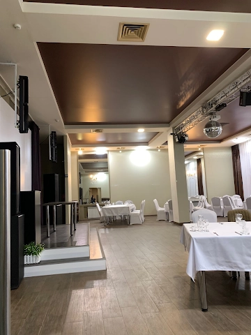 Ресторан FOROS AVENUE