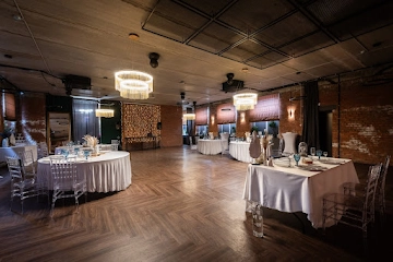 Ресторан Food Factory loft на Коммунистической