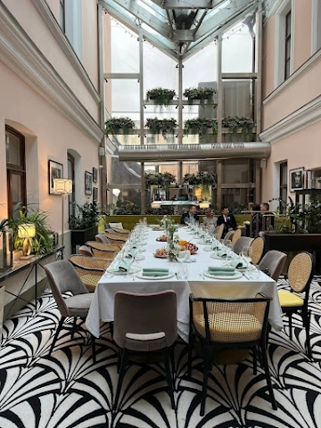 Ресторан 12 Grand Cafe