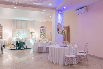 Ресторан Creme De La Creme