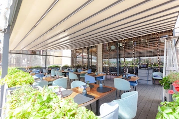 Ресторан Шато Манави на Адмирала Лазарева