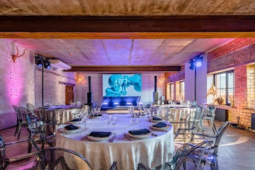 Ресторан LOFT HALL